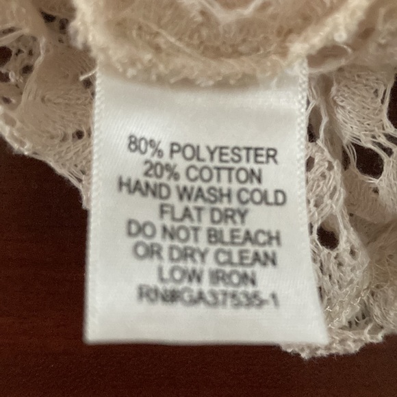 Size Large L Ivory lace top 3/4 sleeve - Picture 5 of 5